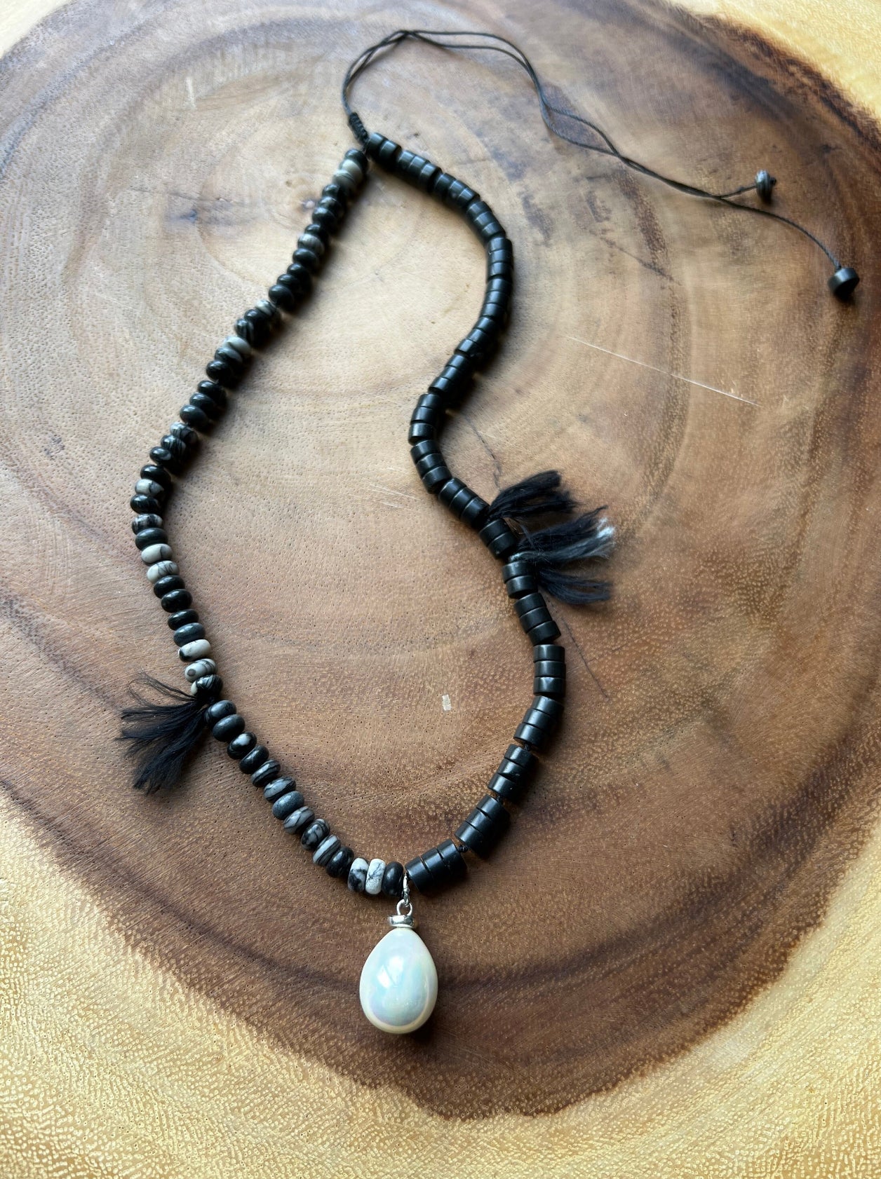 Drop Pearl Necklace