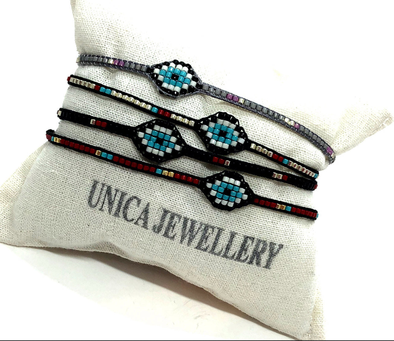 Delicate Eyebead Bracelet