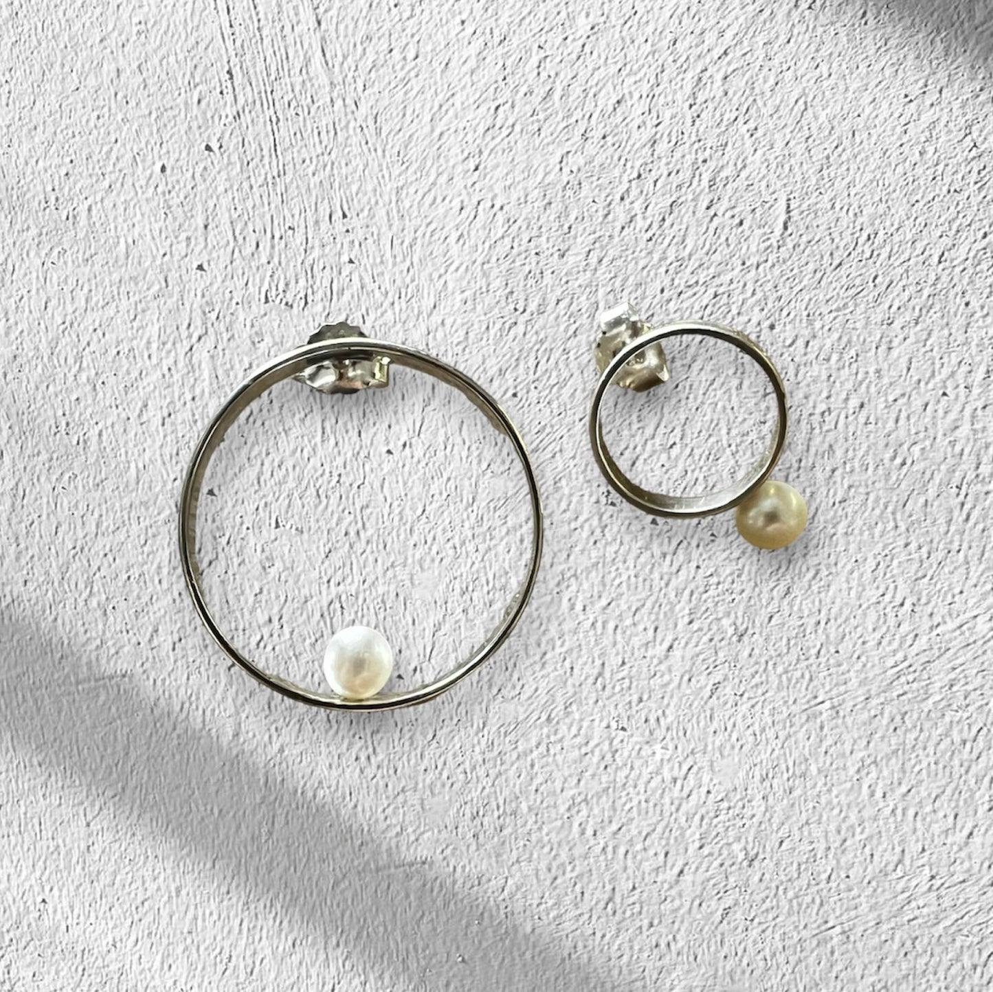 Minimalist earrings