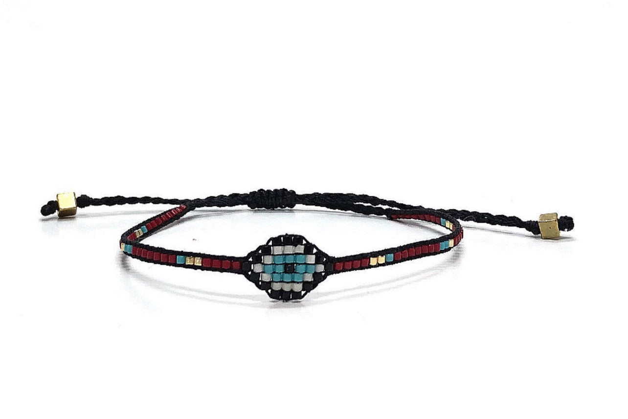 Delicate Eyebead Bracelet