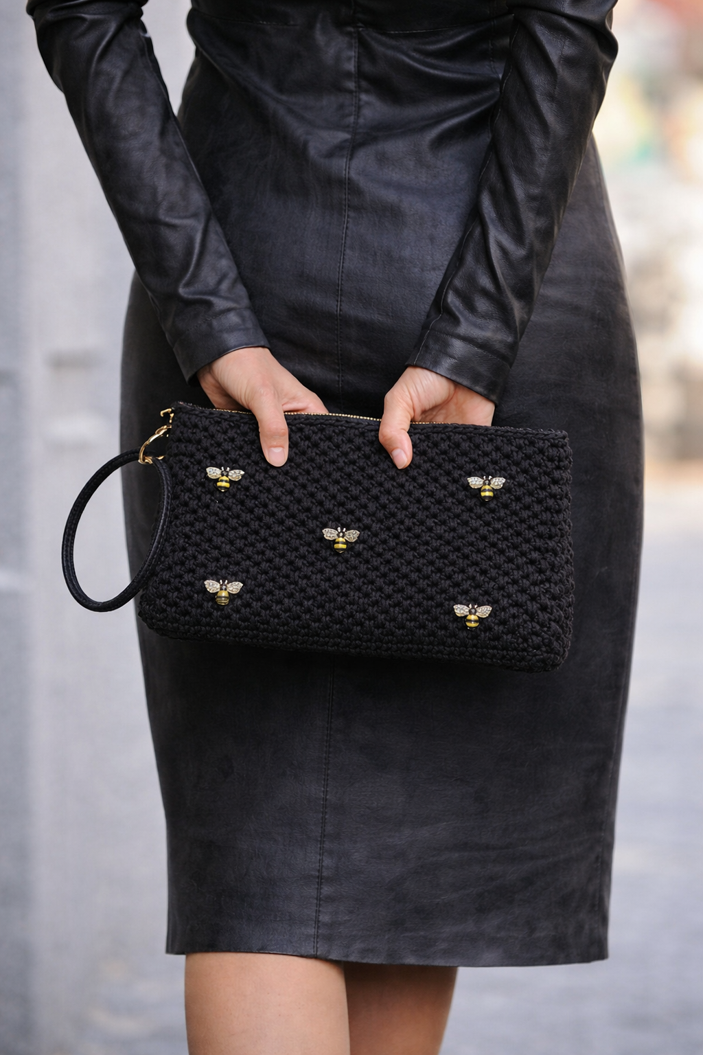 Black Bee Clutch